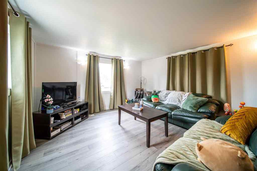 MLS® A2242720 - 517 2 Ave Crescent  in Wainwright Wainwright, Residential