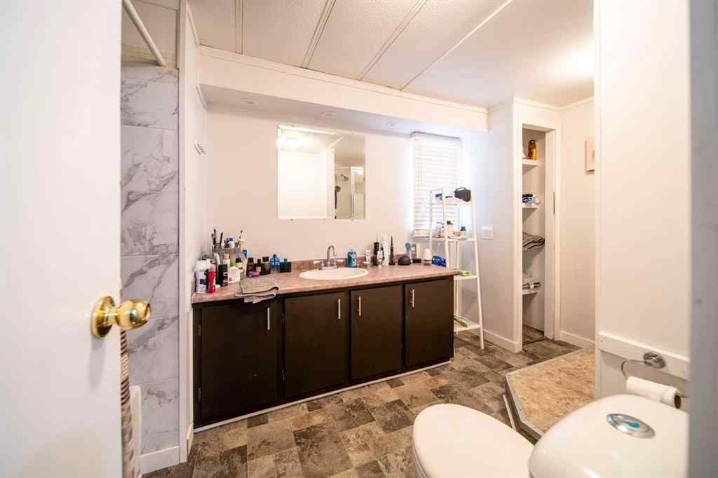 MLS® A2242720 - 517 2 Ave Crescent  in Wainwright Wainwright, Residential