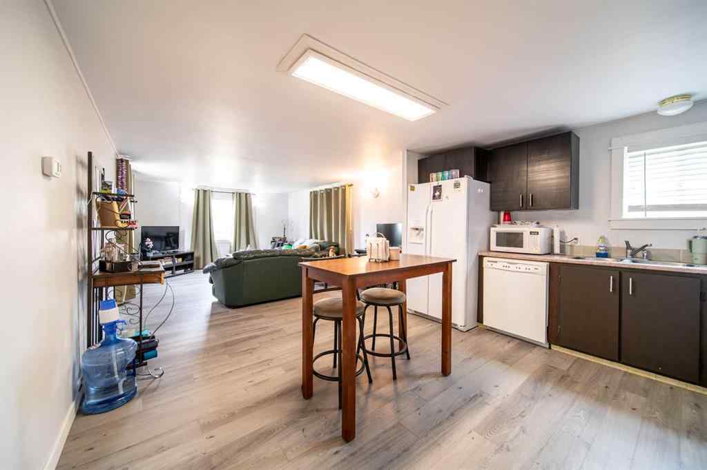 MLS® A2242720 - 517 2 Ave Crescent  in Wainwright Wainwright, Residential
