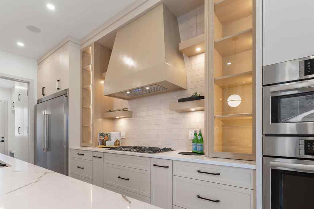MLS® A2242722 - 3110 40 Street SW in Glenbrook Calgary, Residential