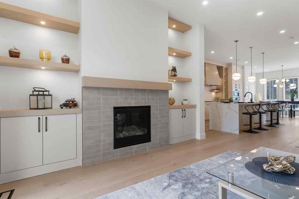 MLS® A2242722 - 3110 40 Street SW in Glenbrook Calgary, Residential