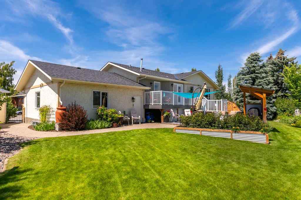 MLS® A2242723 - 906 11 Street SE in Emerson Lake Estates High River, Residential