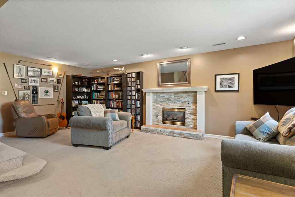 MLS® A2242723 - 906 11 Street SE in Emerson Lake Estates High River, Residential