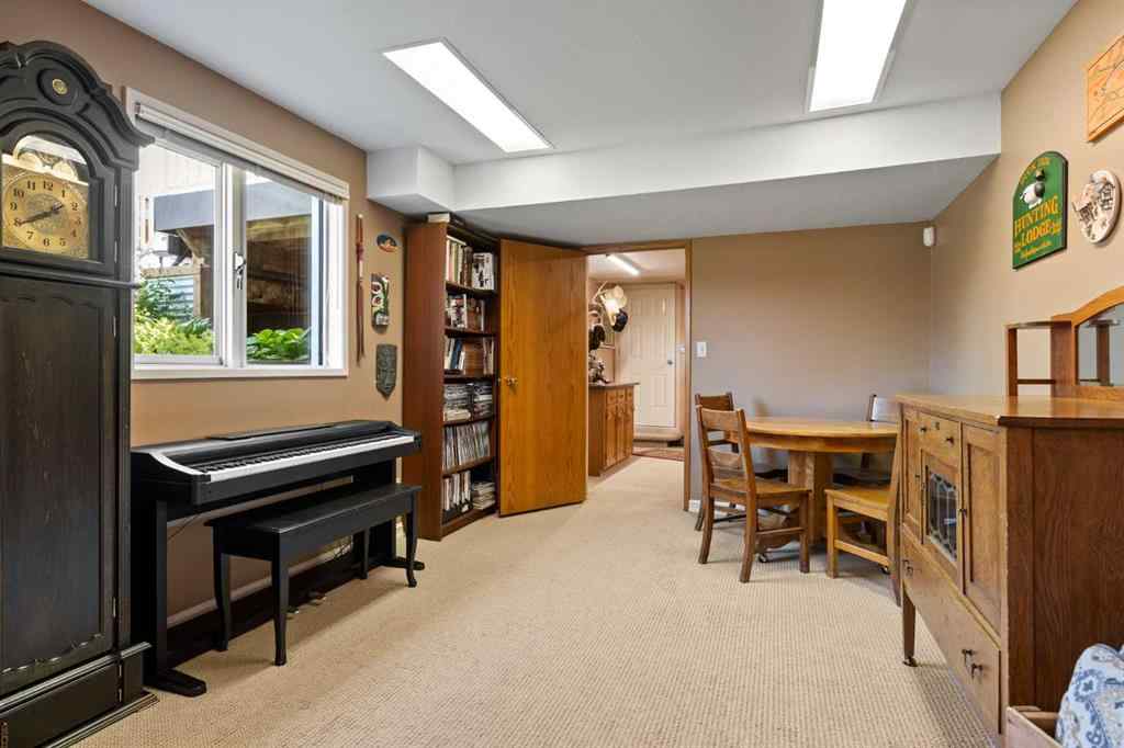 MLS® A2242723 - 906 11 Street SE in Emerson Lake Estates High River, Residential