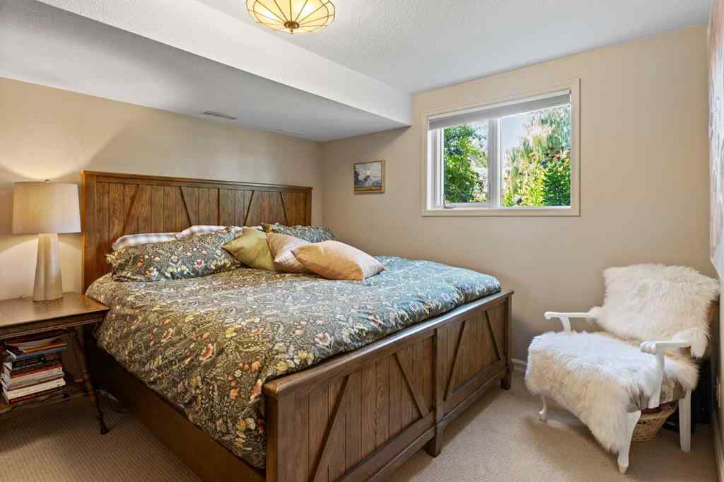 MLS® A2242723 - 906 11 Street SE in Emerson Lake Estates High River, Residential