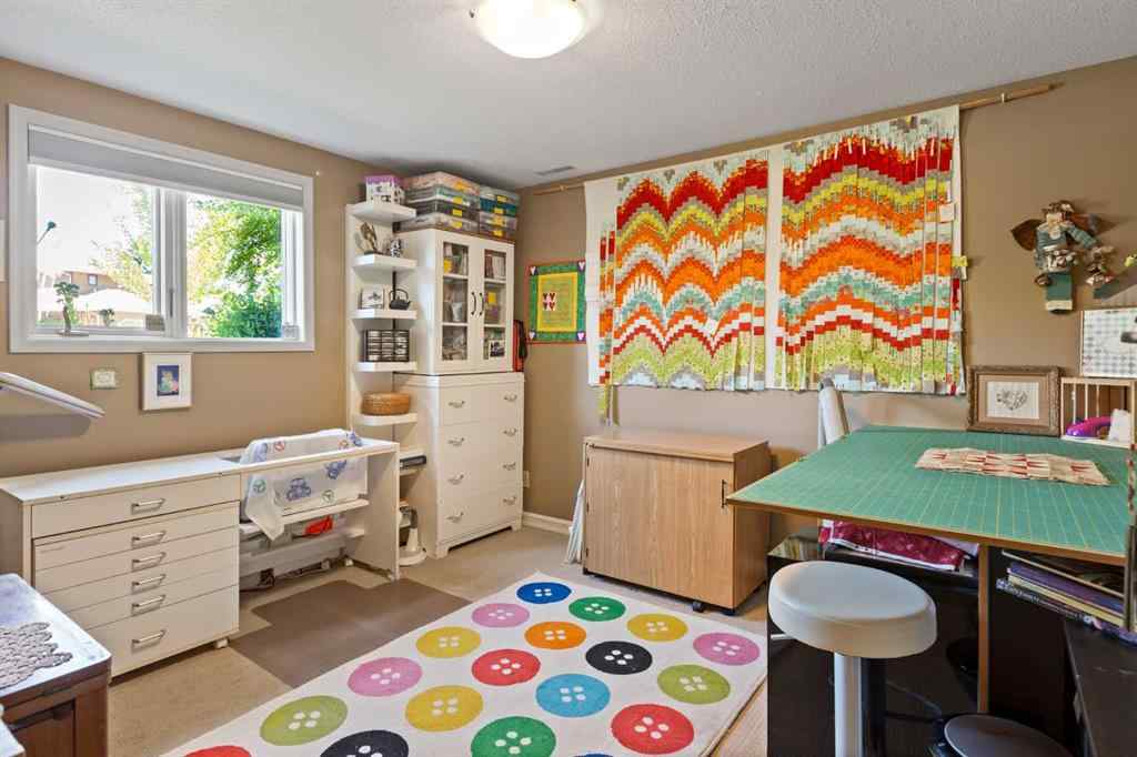 MLS® A2242723 - 906 11 Street SE in Emerson Lake Estates High River, Residential