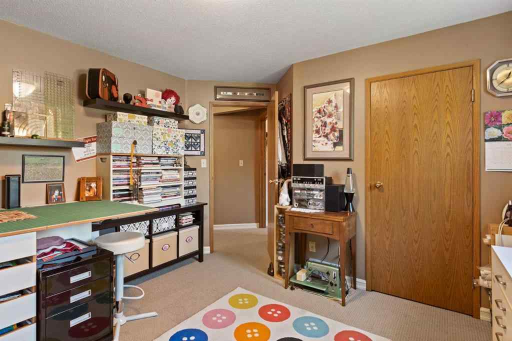 MLS® A2242723 - 906 11 Street SE in Emerson Lake Estates High River, Residential