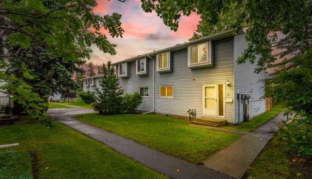 MLS® A2242725 - Unit #16 4810 40 Avenue SW in Glamorgan Calgary, Residential