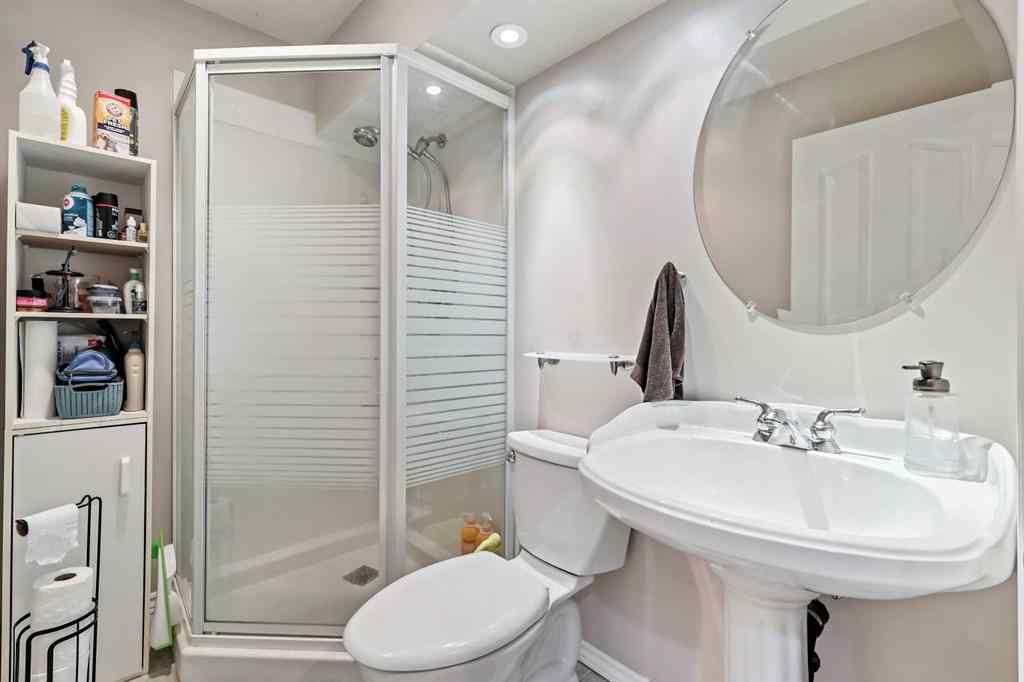 MLS® A2242735 - 7 Spring View SW in Springbank Hill Calgary, Residential