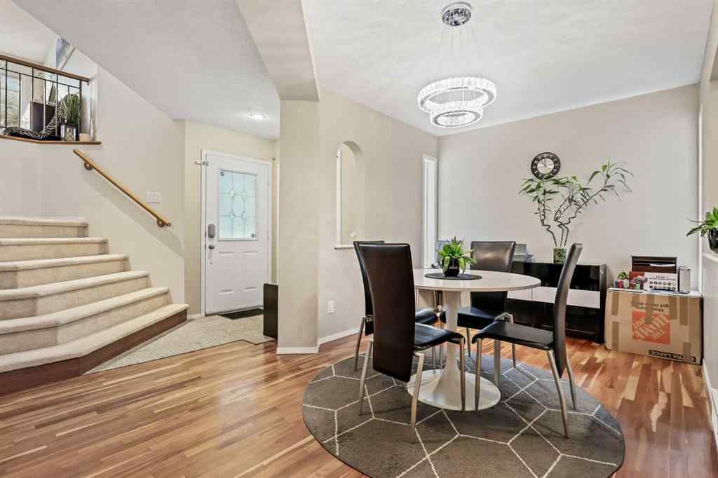 MLS® A2242735 - 7 Spring View SW in Springbank Hill Calgary, Residential