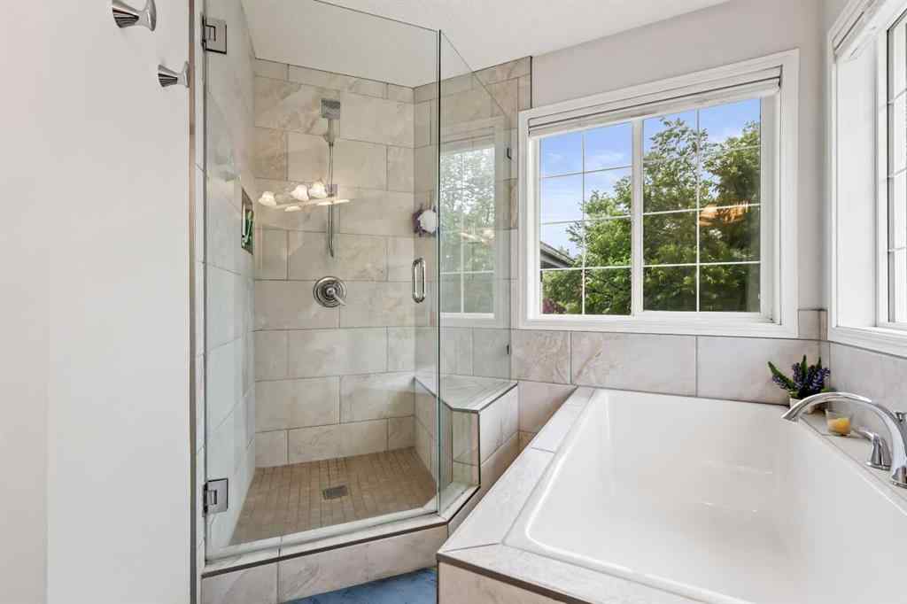 MLS® A2242735 - 7 Spring View SW in Springbank Hill Calgary, Residential
