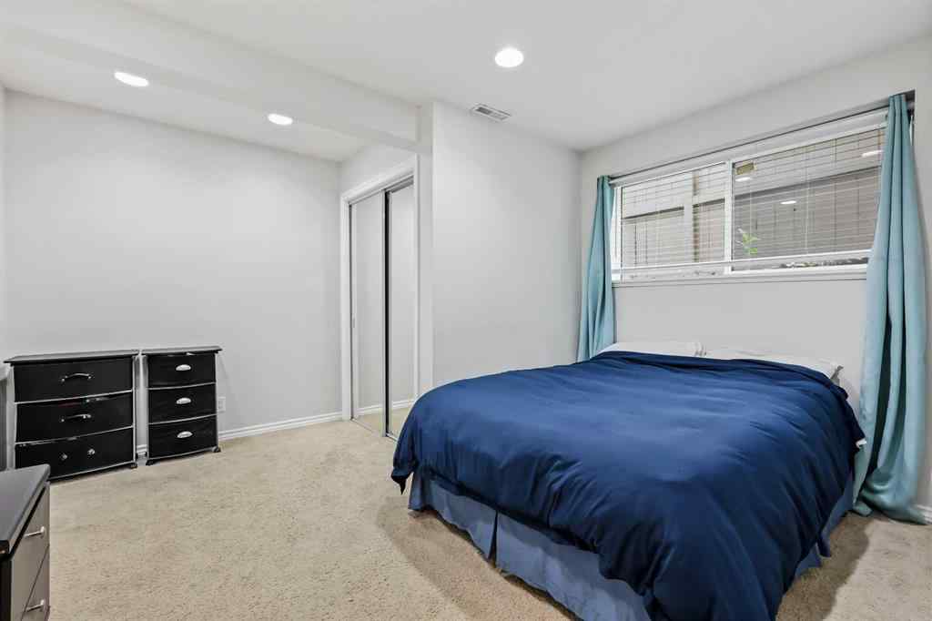 MLS® A2242735 - 7 Spring View SW in Springbank Hill Calgary, Residential