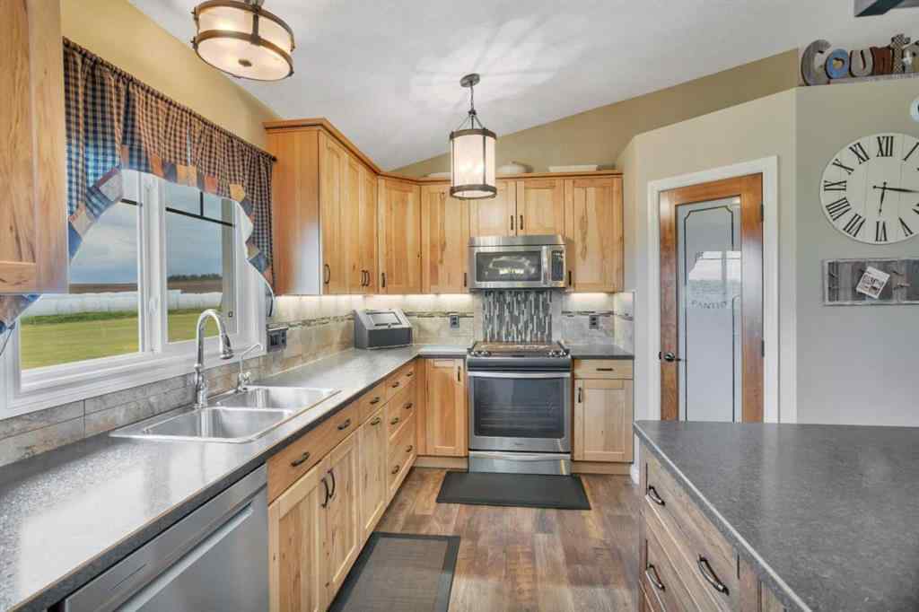 MLS® A2242739 - 421077 Range Road 274   in NONE Rural Ponoka County, Residential
