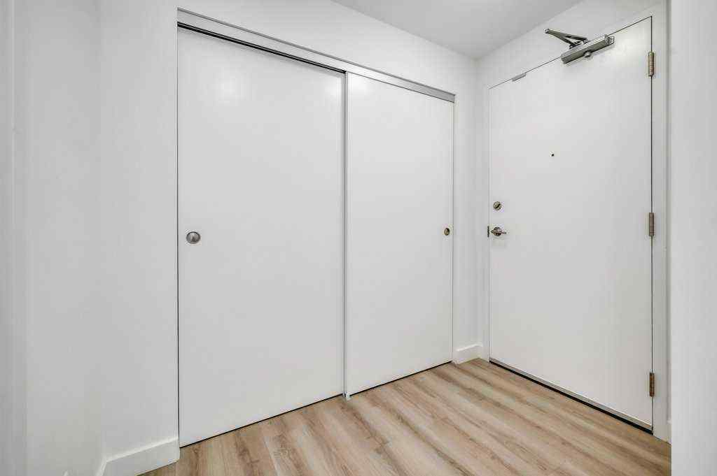 MLS® A2242743 - Unit #111 455 1 Avenue NE in Crescent Heights Calgary, Residential