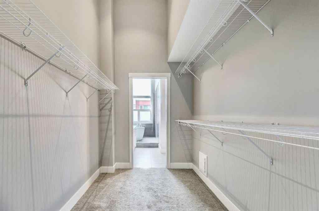 MLS® A2242745 - Unit #208 2717 17 Street SW in South Calgary Calgary, Residential