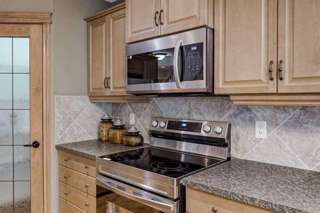 MLS® A2242753 - 196 Everwillow Park SW in Evergreen Calgary, Residential