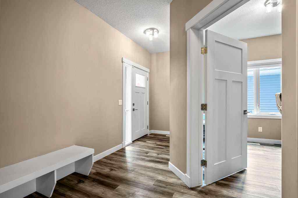 MLS® A2242768 - 1918 High Park Circle NW in Highwood Village High River, Residential