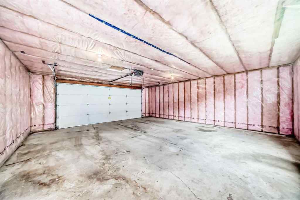 MLS® A2242780 - 927 120 Avenue SE in Lake Bonavista Calgary, Residential