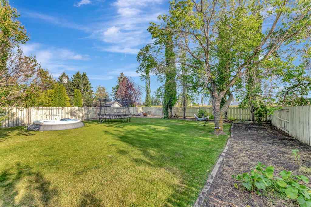 MLS® A2242783 - 5201 26 Street  in Steele Heights Lloydminster, Residential