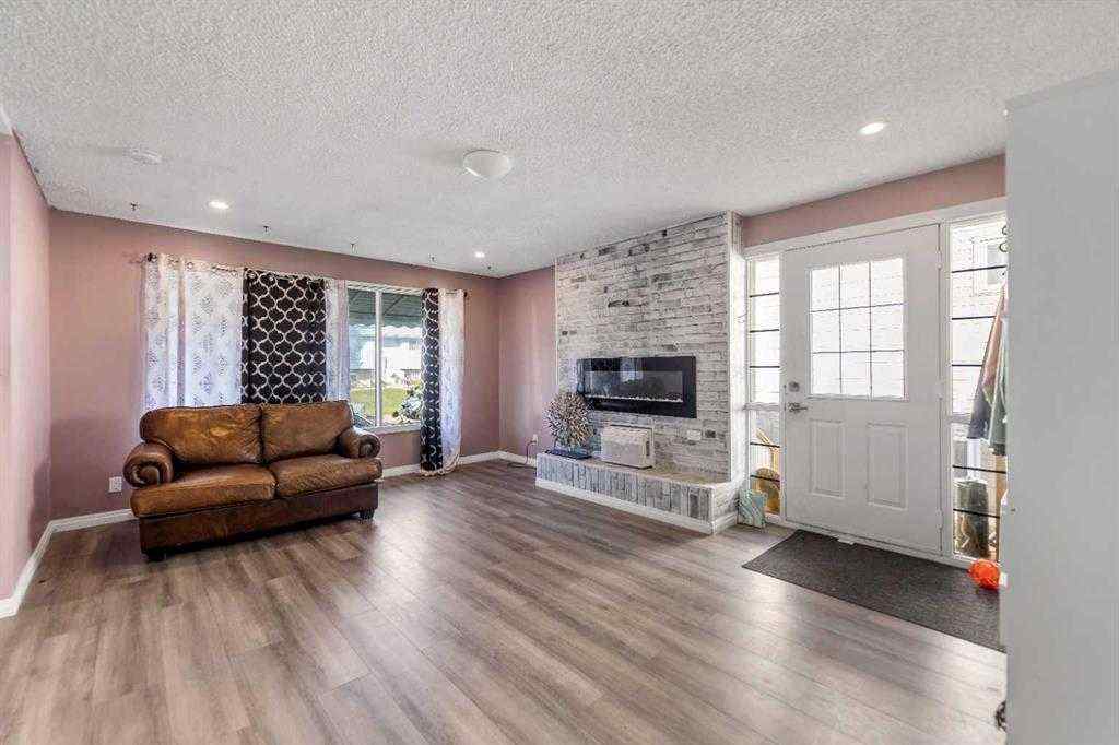 MLS® A2242804 - 632 55 Street SE in Penbrooke Meadows Calgary, Residential