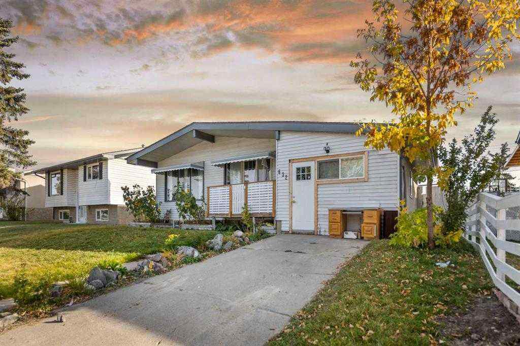 MLS® A2242804 - 632 55 Street SE in Penbrooke Meadows Calgary, Residential