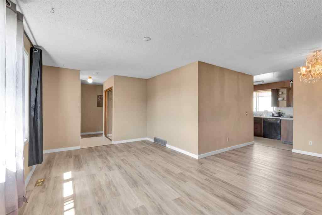 MLS® A2242806 - 5439 Dalrymple Crescent NW in Dalhousie Calgary, Residential
