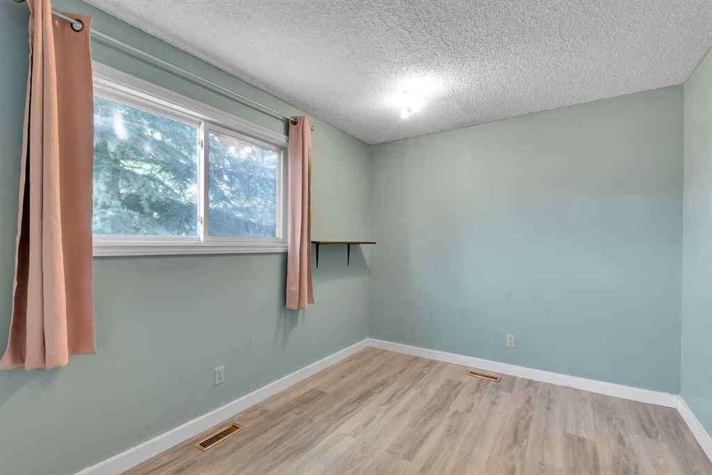 MLS® A2242806 - 5439 Dalrymple Crescent NW in Dalhousie Calgary, Residential