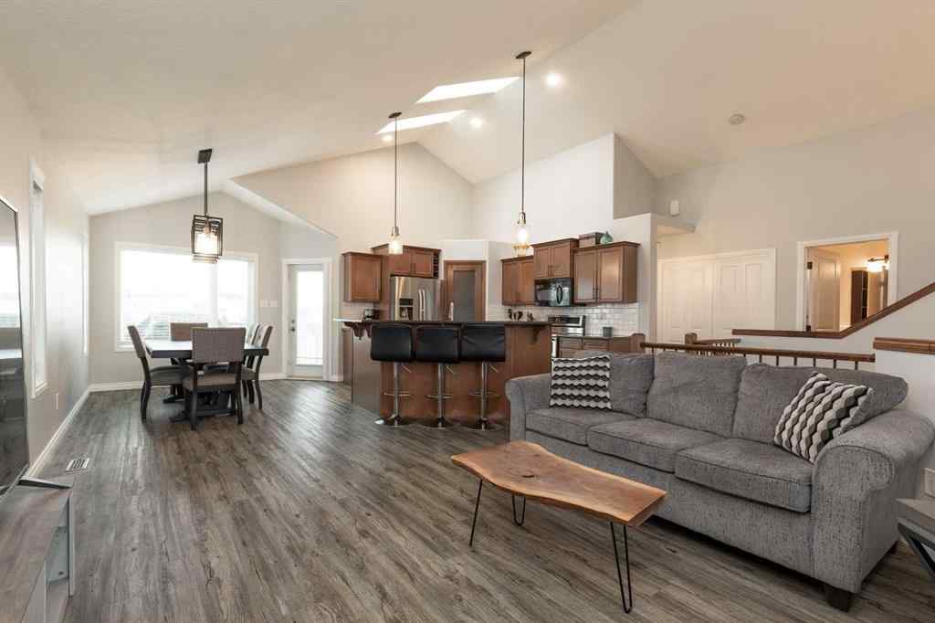 MLS® A2242819 - 1644 Coalbanks Boulevard W in Copperwood Lethbridge, Residential