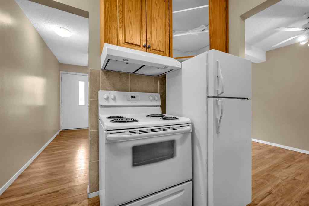 MLS® A2242825 - Unit #27 2511 38 Street NE in Rundle Calgary, Residential
