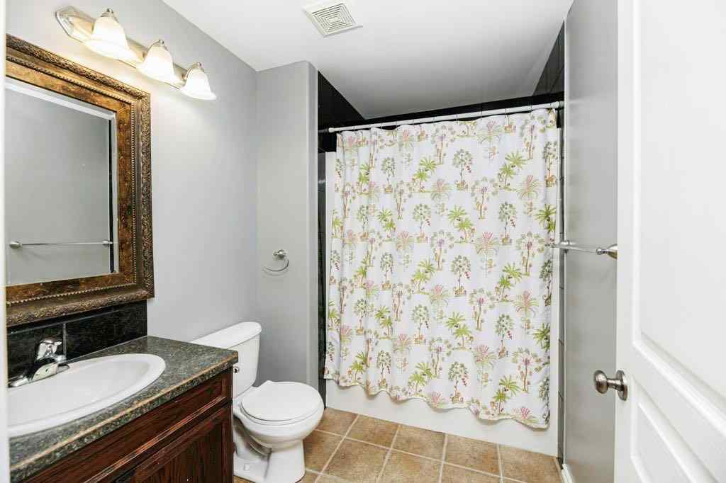 MLS® A2242834 - 4922 COLLEGE Avenue  in College Heights Lacombe, Residential