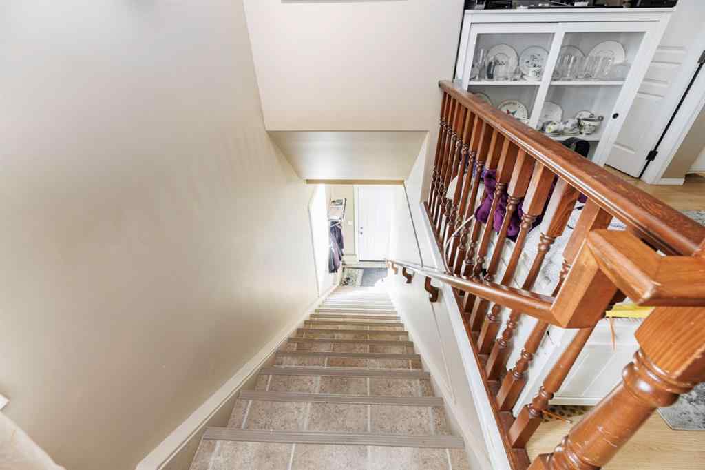 MLS® A2242834 - 4922 COLLEGE Avenue  in College Heights Lacombe, Residential