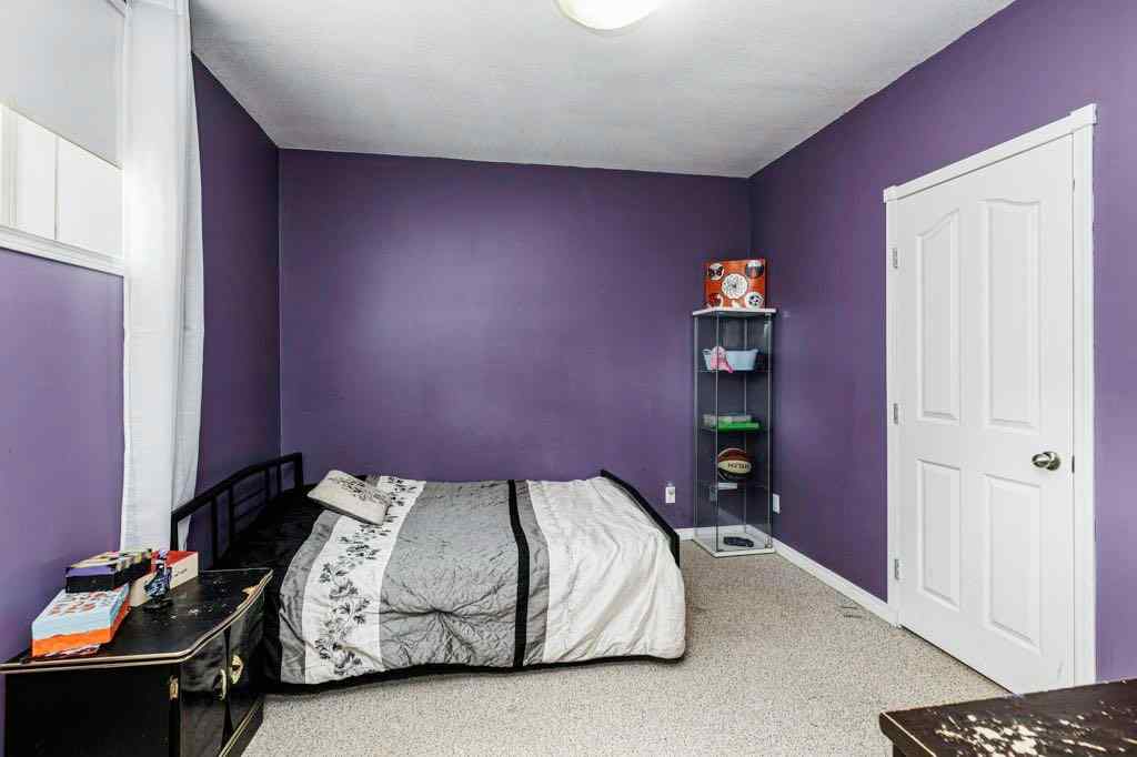 MLS® A2242834 - 4922 COLLEGE Avenue  in College Heights Lacombe, Residential