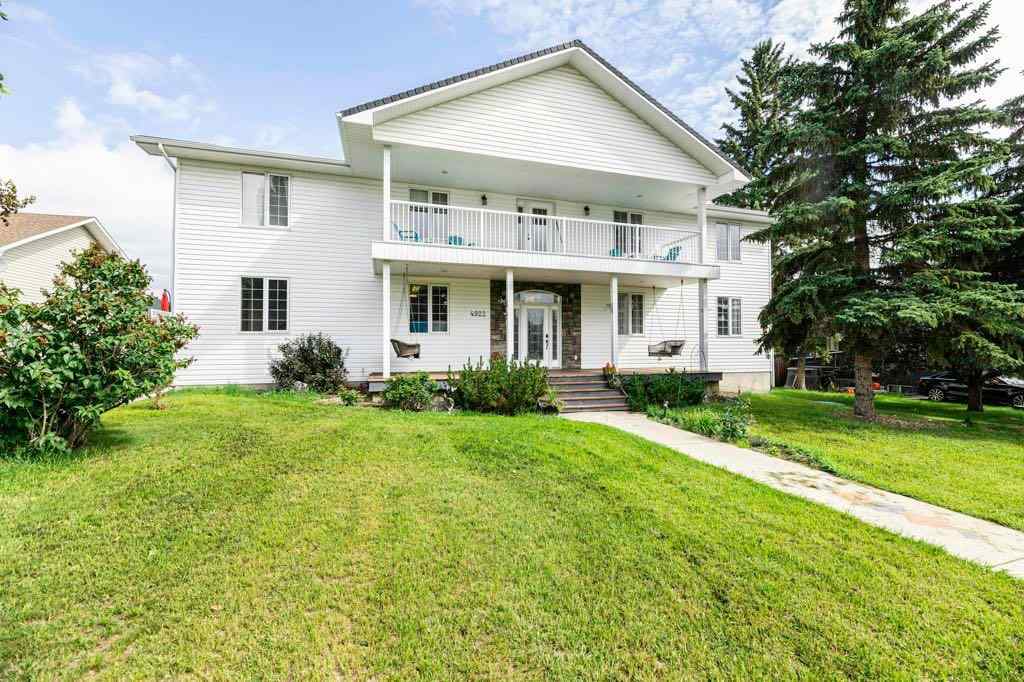 MLS® A2242834 - 4922 COLLEGE Avenue  in College Heights Lacombe, Residential