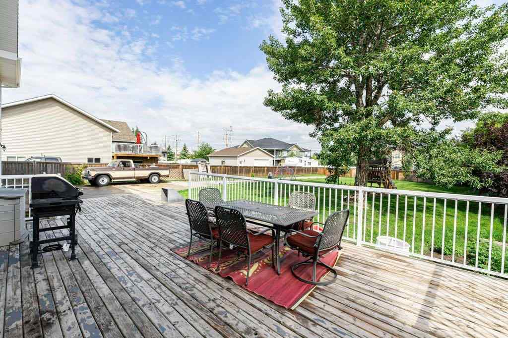 MLS® A2242834 - 4922 COLLEGE Avenue  in College Heights Lacombe, Residential