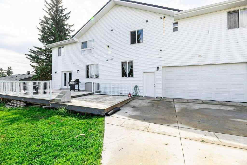 MLS® A2242834 - 4922 COLLEGE Avenue  in College Heights Lacombe, Residential