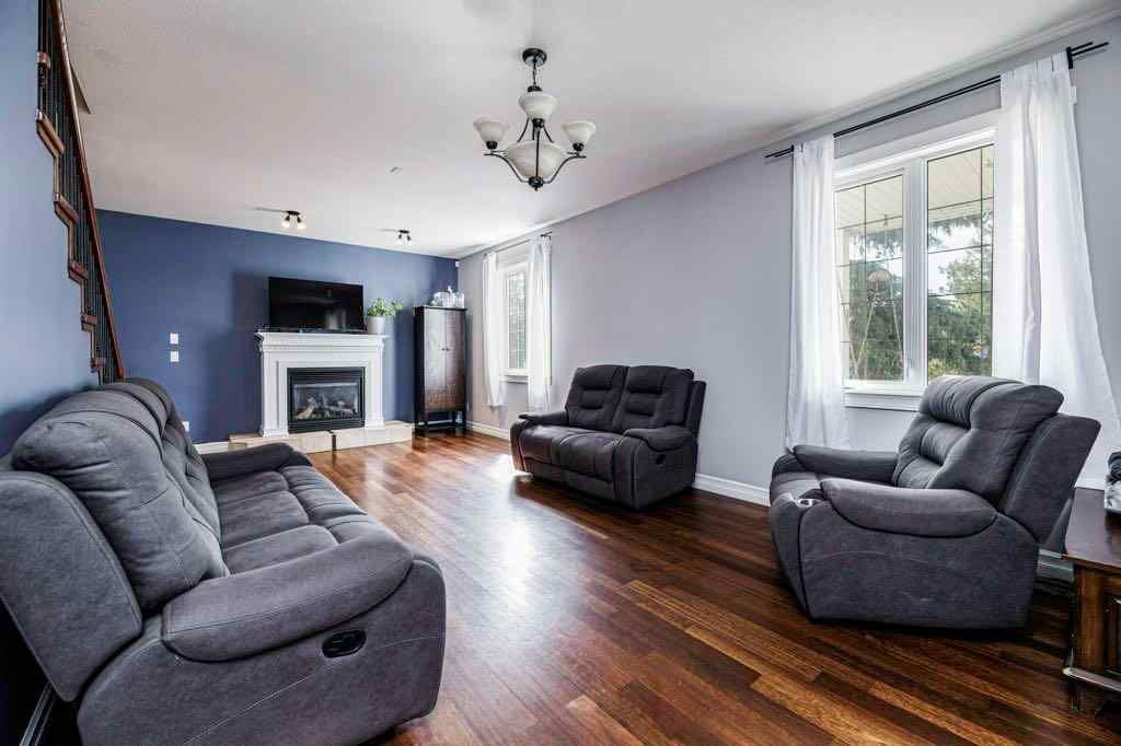 MLS® A2242834 - 4922 COLLEGE Avenue  in College Heights Lacombe, Residential