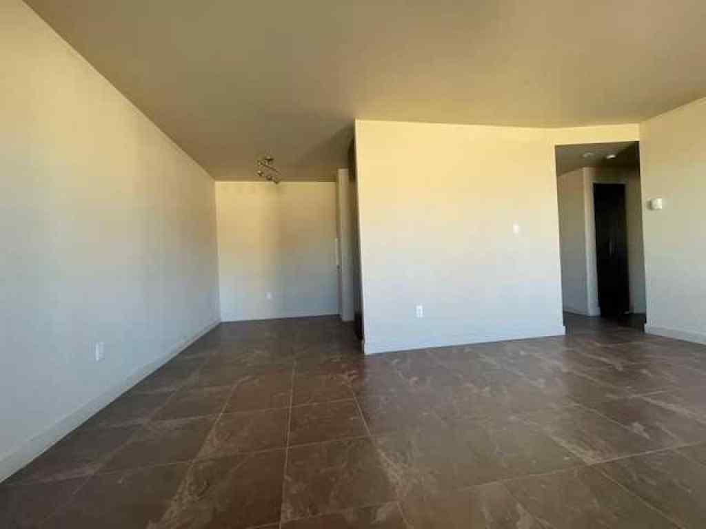 MLS® A2242839 - Unit #34 1230 Cameron Avenue SW in Lower Mount Royal Calgary, Residential