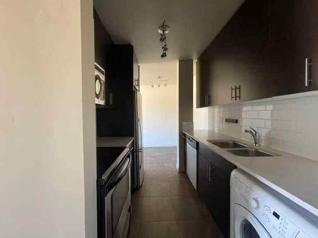 MLS® A2242839 - Unit #34 1230 Cameron Avenue SW in Lower Mount Royal Calgary, Residential