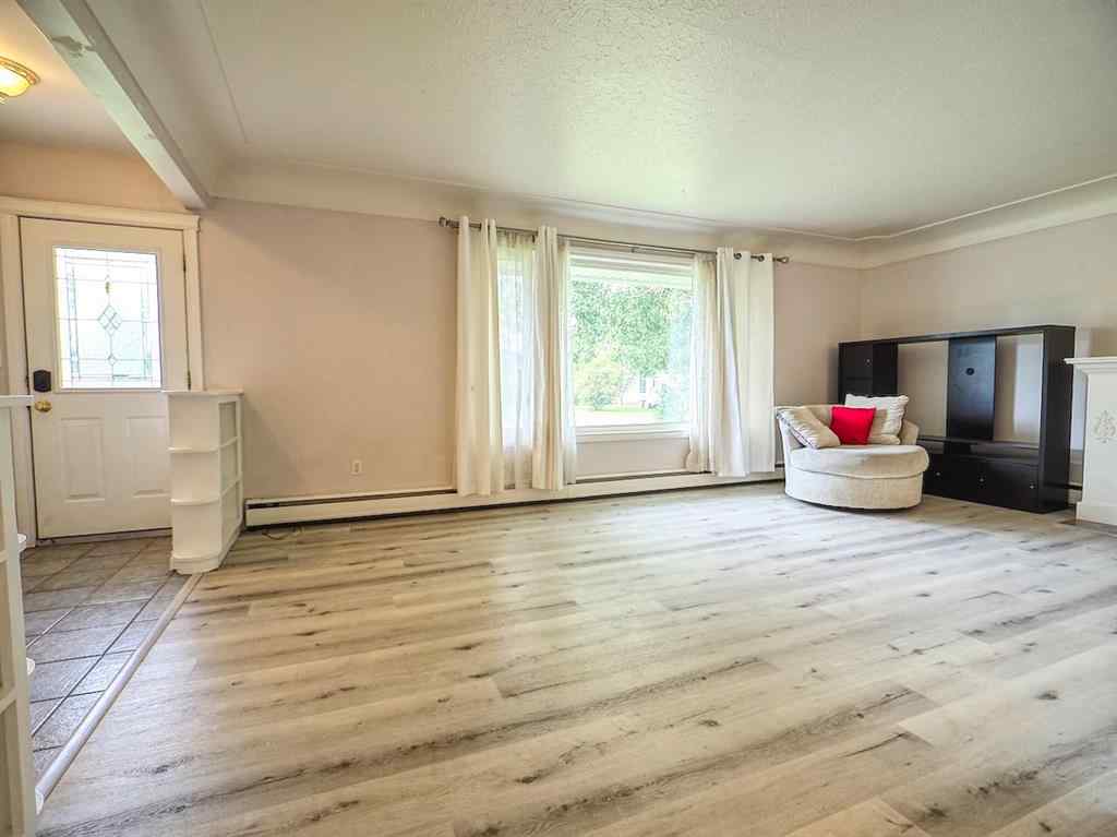 MLS® A2242851 - 518 4 Street SE in NONE Three Hills, Residential