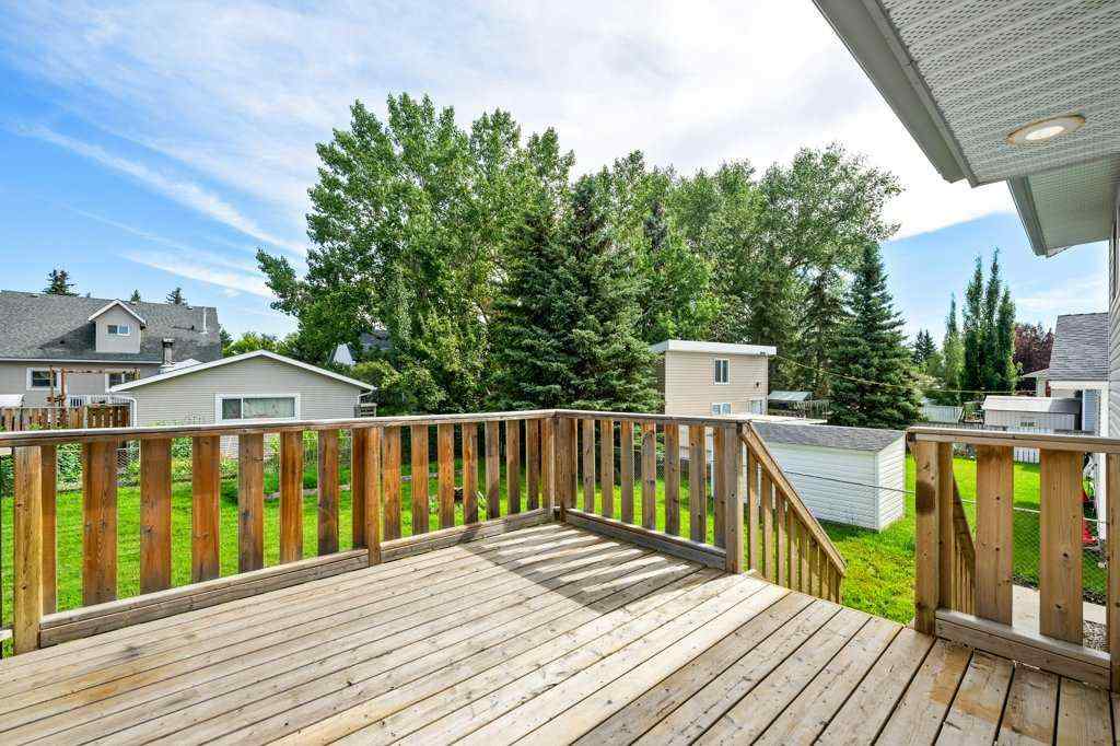 MLS® A2242858 - 1218 Grey Avenue  in NONE Crossfield, Residential