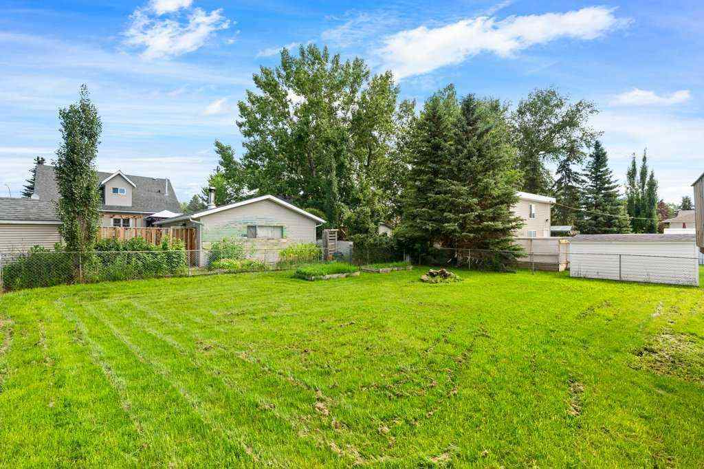 MLS® A2242858 - 1218 Grey Avenue  in NONE Crossfield, Residential