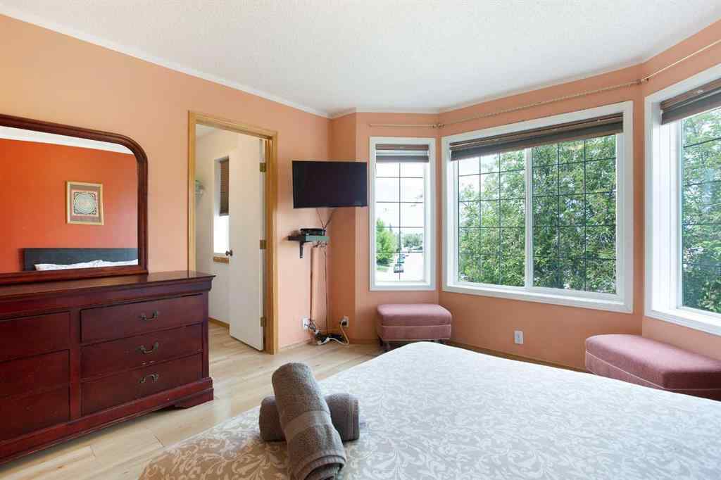 MLS® A2242861 - 140 Covewood Green NE in Coventry Hills Calgary, Residential
