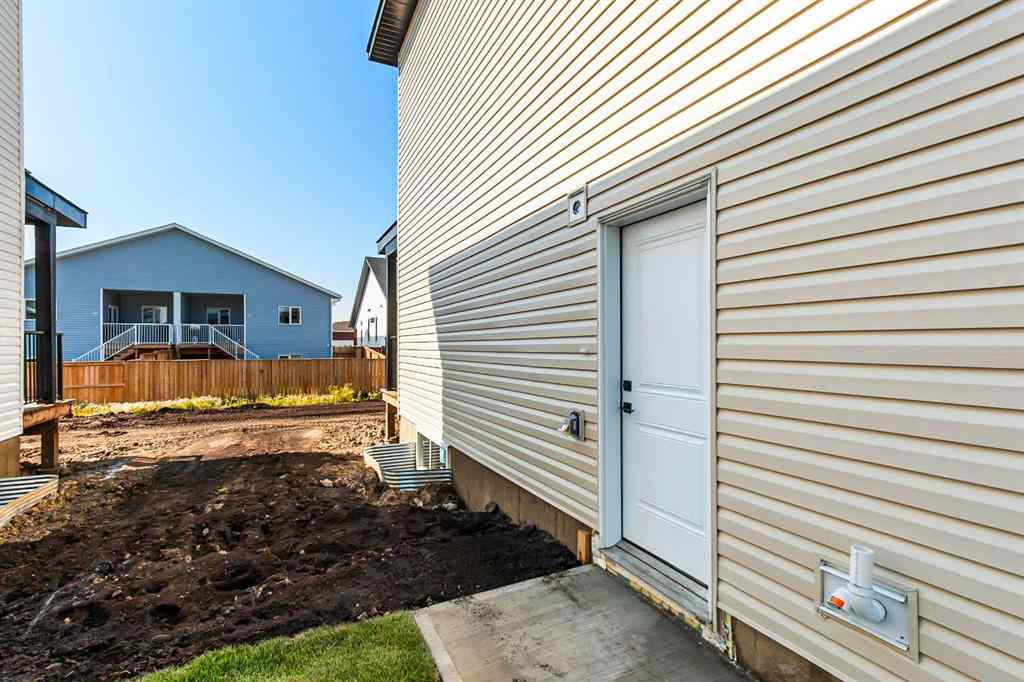 MLS® A2242862 - 78 Vincent Crescent  in NONE Olds, Residential