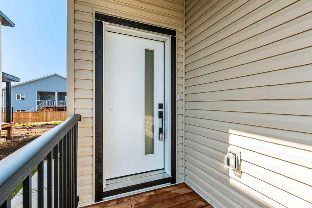 MLS® A2242862 - 78 Vincent Crescent  in NONE Olds, Residential