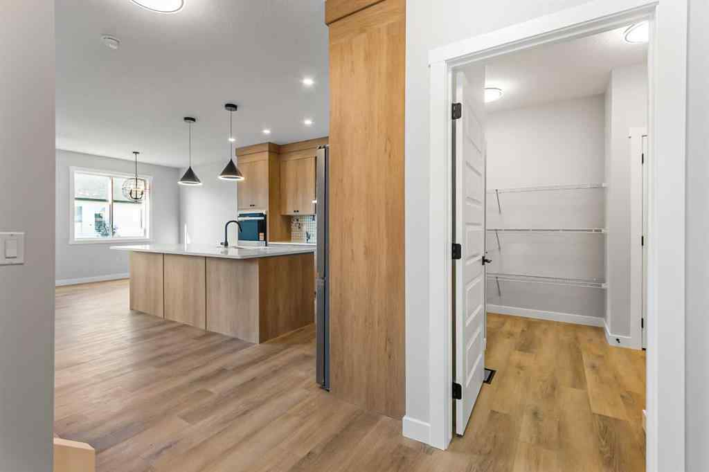 MLS® A2242862 - 78 Vincent Crescent  in NONE Olds, Residential