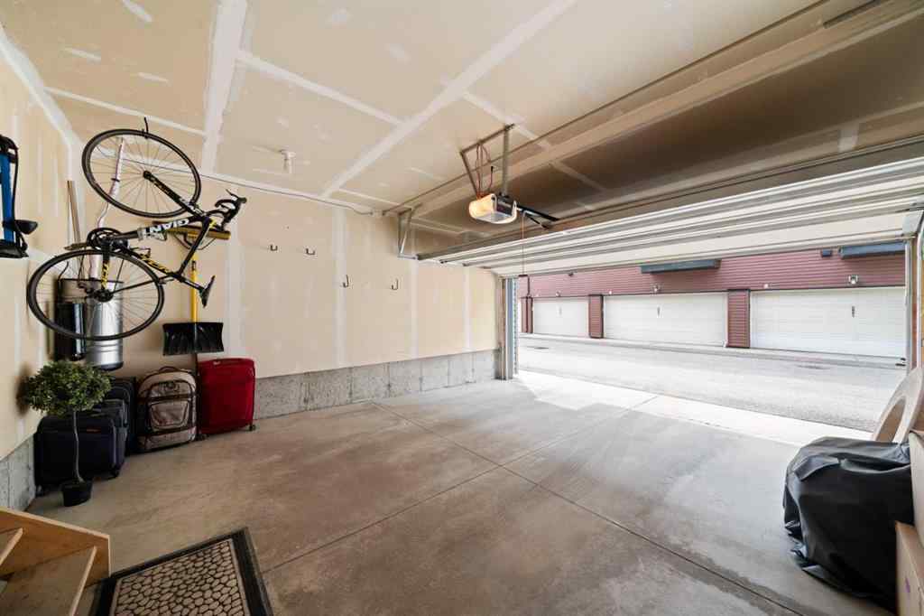 MLS® A2242897 - 222 Aspen Hills Villas SW in Aspen Woods Calgary, Residential