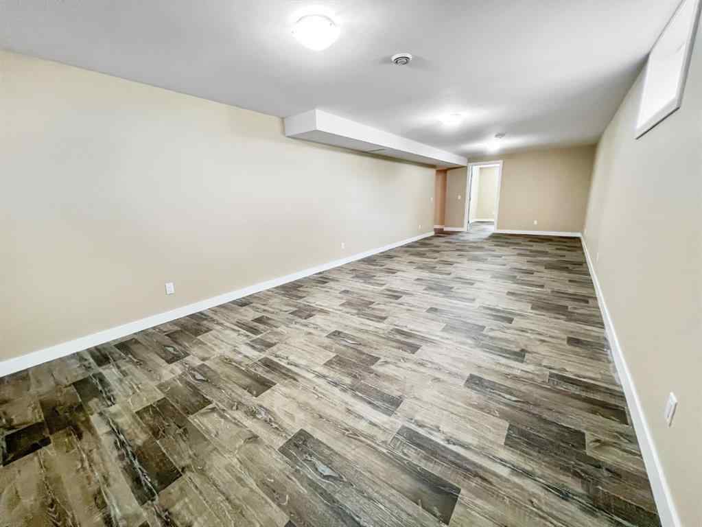 MLS® A2242928 - 315 2nd Ave E   in Hanna Hanna, Residential