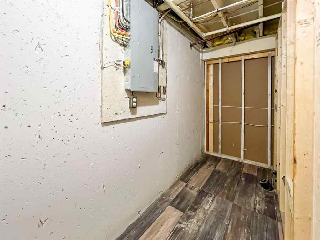 MLS® A2242928 - 315 2nd Ave E   in Hanna Hanna, Residential