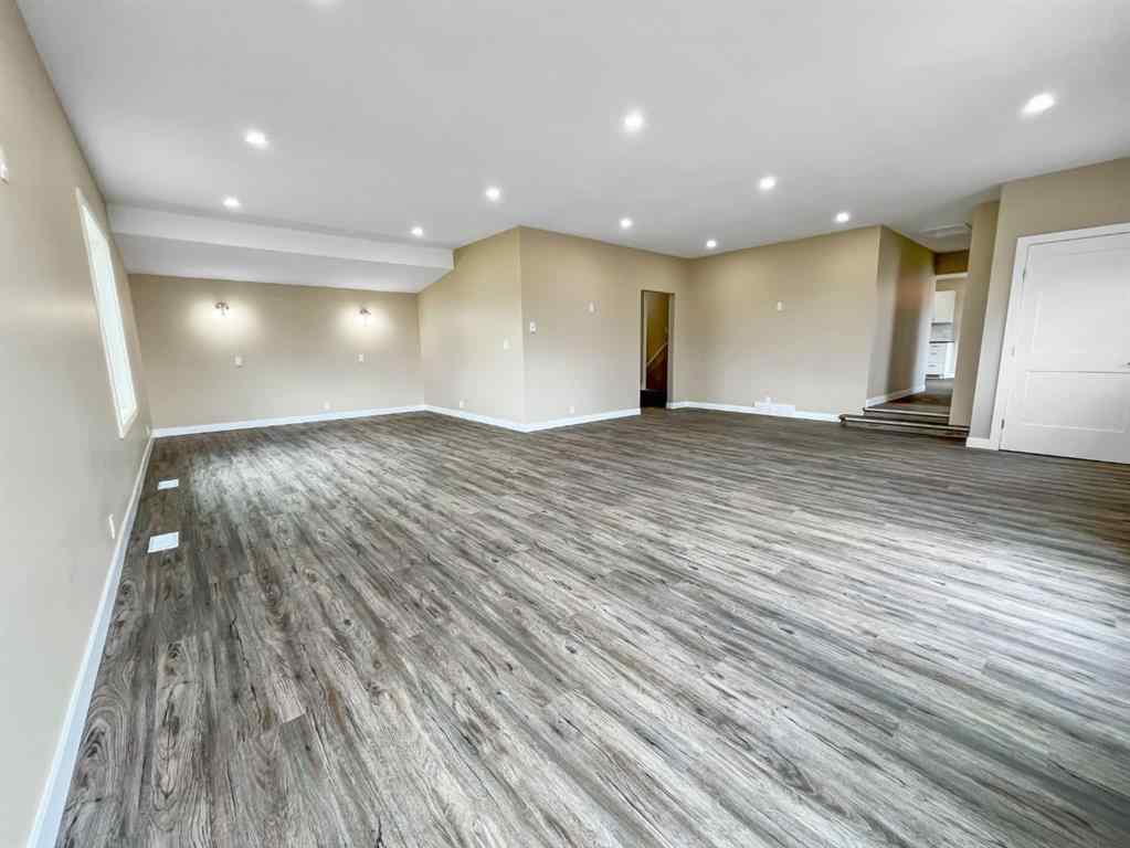 MLS® A2242928 - 315 2nd Ave E   in Hanna Hanna, Residential