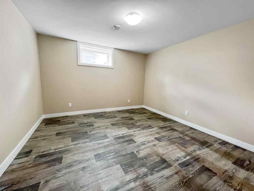 MLS® A2242928 - 315 2nd Ave E   in Hanna Hanna, Residential